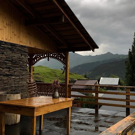 A North Homestay Omalo Exteriör bild